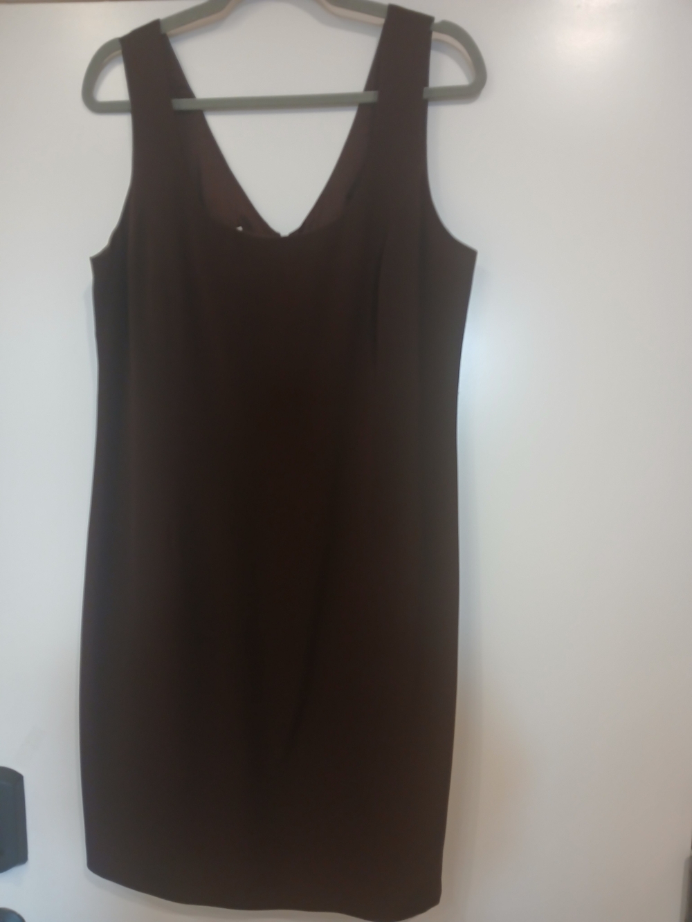 Teri Jon Brown Sleeveless V-Neck Midi Shift Dress
